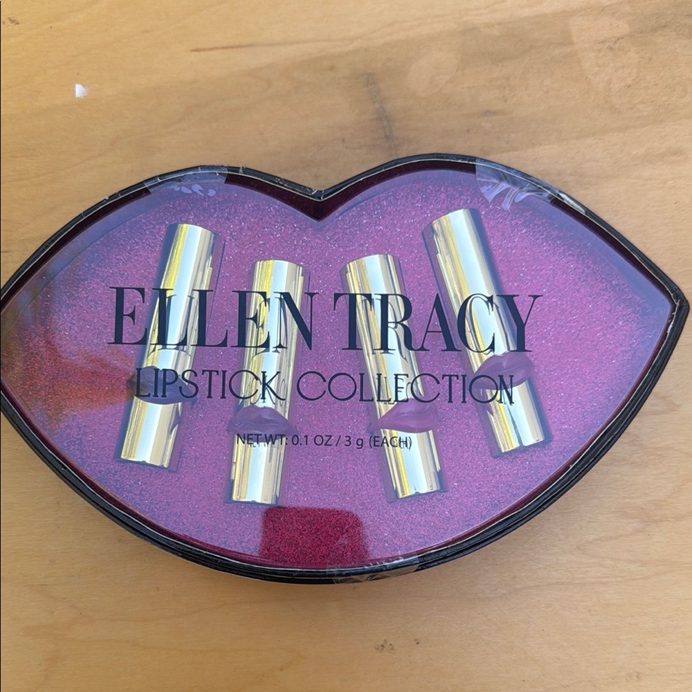 Ellen Tracy Gold Lipstick Set in Pink Case